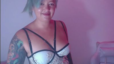 Mia_Jeronn live cam on Cam4