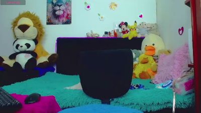 Mia_Velvett live cam on Cam4