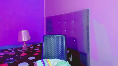 Mia_foxhard live cam on Cam4