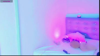 Mia_foxhard live cam on Cam4