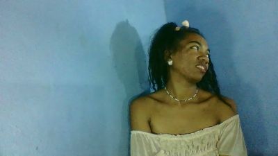 Miah live cam on Cam4