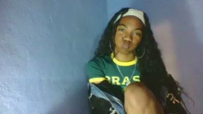Miah live cam on Cam4