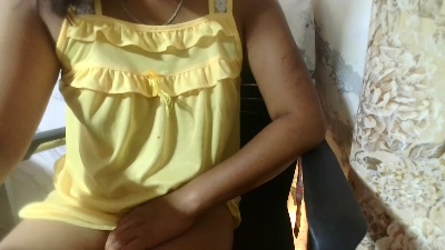 Miamiah_c05 live cam on Cam4
