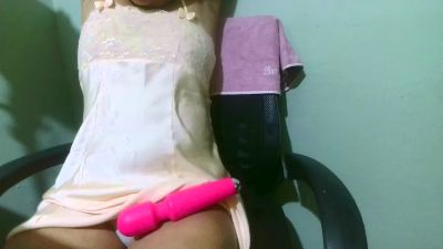 Miamiah_c05 live cam on Cam4