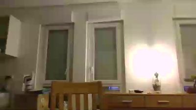 Miamiam16 live cam on Cam4