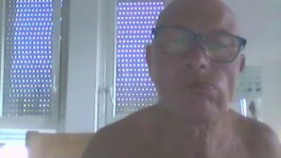 Miamiam16 live cam on Cam4