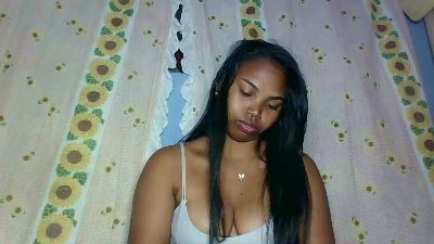 Miarizou live cam on Cam4