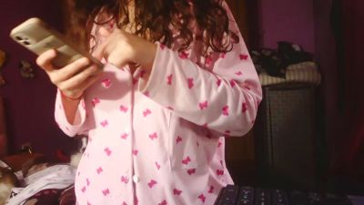 Miaxxx21 live cam on Cam4
