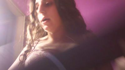 Miaxxx21 live cam on Cam4