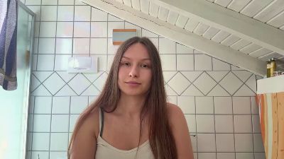 MicaAid live cam on Cam4