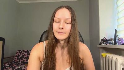 MicaAid live cam on Cam4