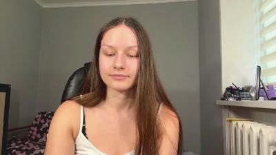MicaAid live cam on Cam4