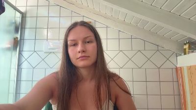 MicaAid live cam on Cam4