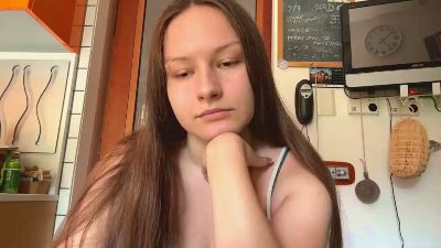 MicaAid live cam on Cam4