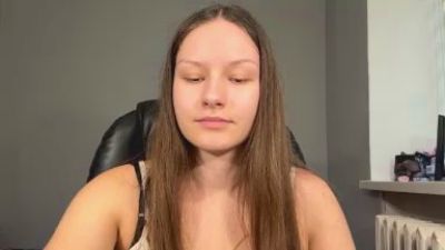 MicaAid live cam on Cam4