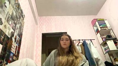 MicaEichholz live cam on Cam4