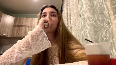 MicaEichholz live cam on Cam4