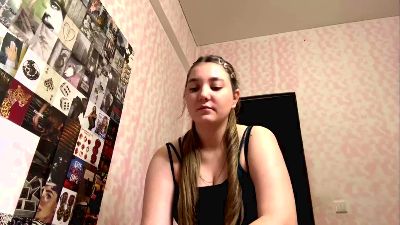 MicaEichholz live cam on Cam4