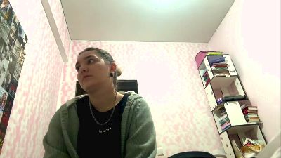 MicaEichholz live cam on Cam4
