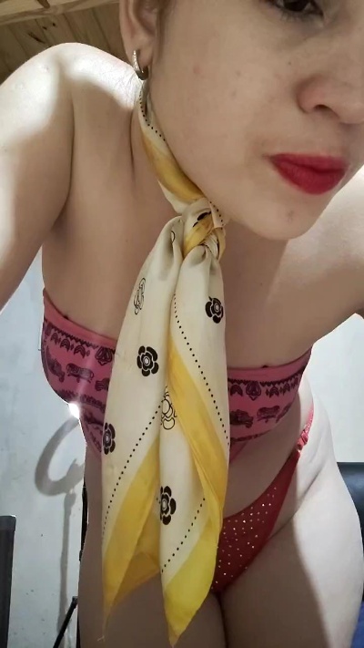 MicaeeF live cam on Cam4