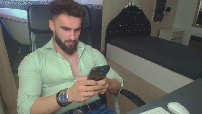MicahLane live cam on Cam4