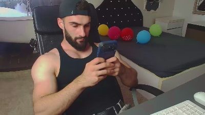 MicahLane live cam on Cam4