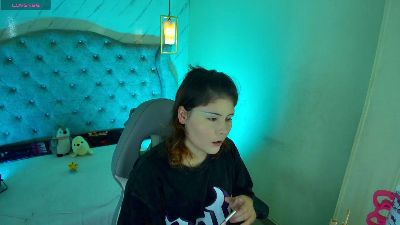 Mich_meow live cam on Cam4