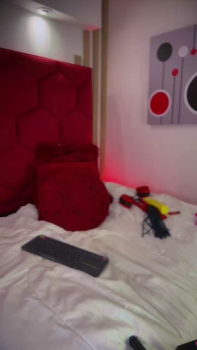 Michael_Hanks live cam on Cam4