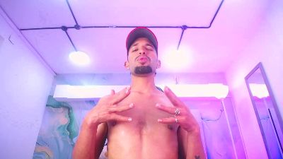 Michael_Hanks live cam on Cam4