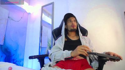 Michael_Hanks live cam on Cam4