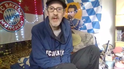 Michaelkr live cam on Cam4