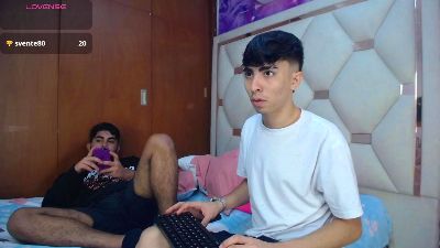 Michaell_twinkk live cam on Cam4