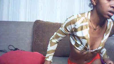 MichellaE live cam on Cam4