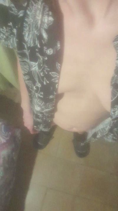 Michi_Michelle live cam on Cam4