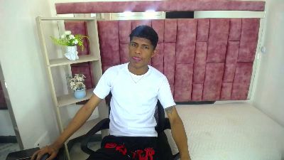 Mick_Storm live cam on Cam4