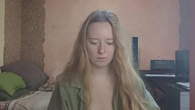 MickeyAnway live cam on Cam4