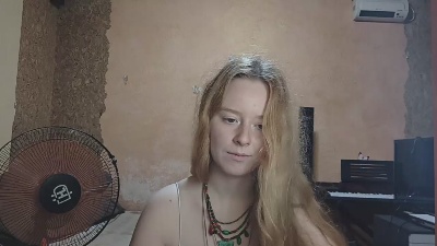 MickeyAnway live cam on Cam4