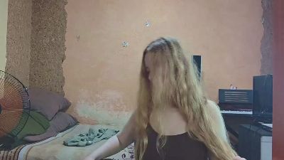 MickeyAnway live cam on Cam4