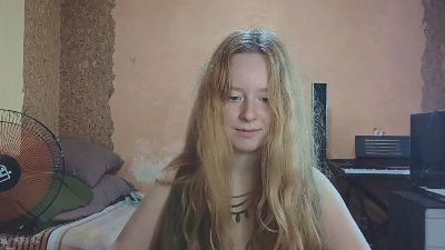 MickeyAnway live cam on Cam4