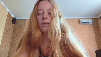MickeyAnway live cam on Cam4