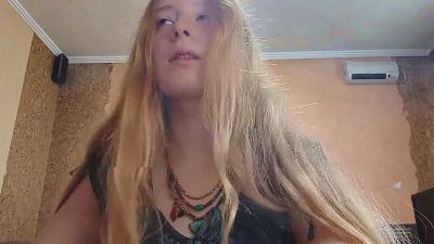 MickeyAnway live cam on Cam4