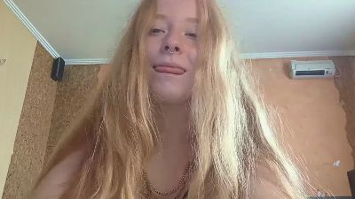 MickeyAnway live cam on Cam4