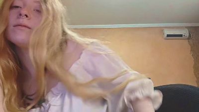 MickeyAnway live cam on Cam4