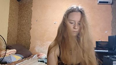 MickeyAnway live cam on Cam4