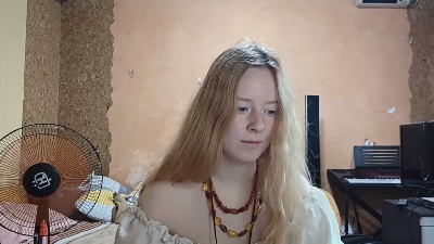 MickeyAnway live cam on Cam4