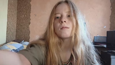 MickeyAnway live cam on Cam4
