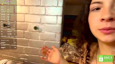 MickieCalvillo live cam on Cam4