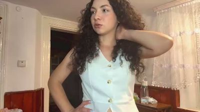 MickieCalvillo live cam on Cam4