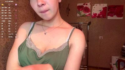 MickieCalvillo live cam on Cam4