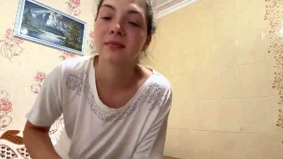 MickieCalvillo live cam on Cam4